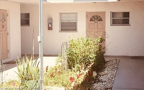 301 Golf Villas Ct NW Photo 1