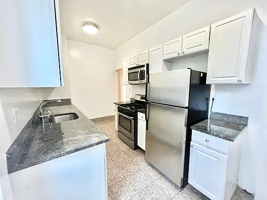 Rented by A&E Real Estate Management | media 1