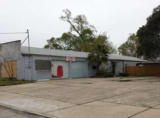 2403 Common St, Lake Charles, LA 70601