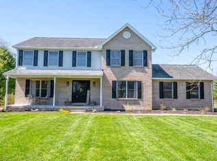 5195 Waynes Trace Rd, Hamilton, OH 45011