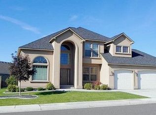 409 Cherry Blossom Loop, Richland, WA 99352
