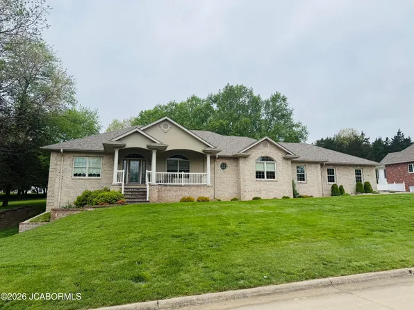 2116 Whitney Woods Ct, Jefferson City, MO 65101