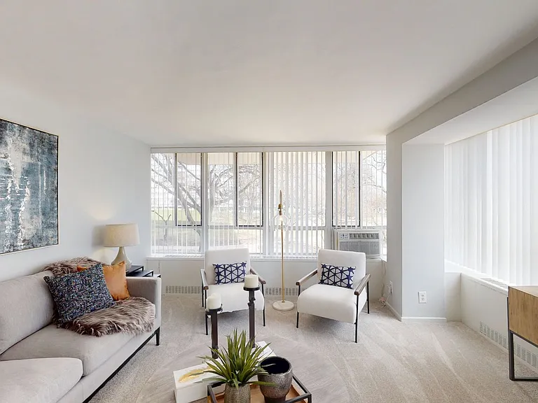 Dining/Living room