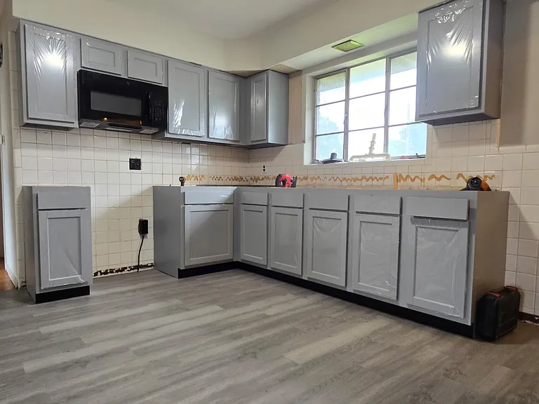 9320 Sterling Pl — Photo 6