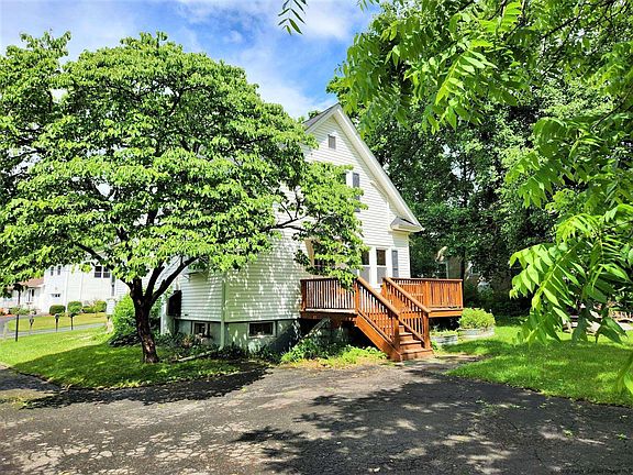 3rd image of 416 Fairview Avenue
