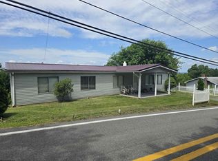 1076 Kingwood Pike, Morgantown, WV 26508