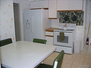 4th image of 1504 Hayes Ct
