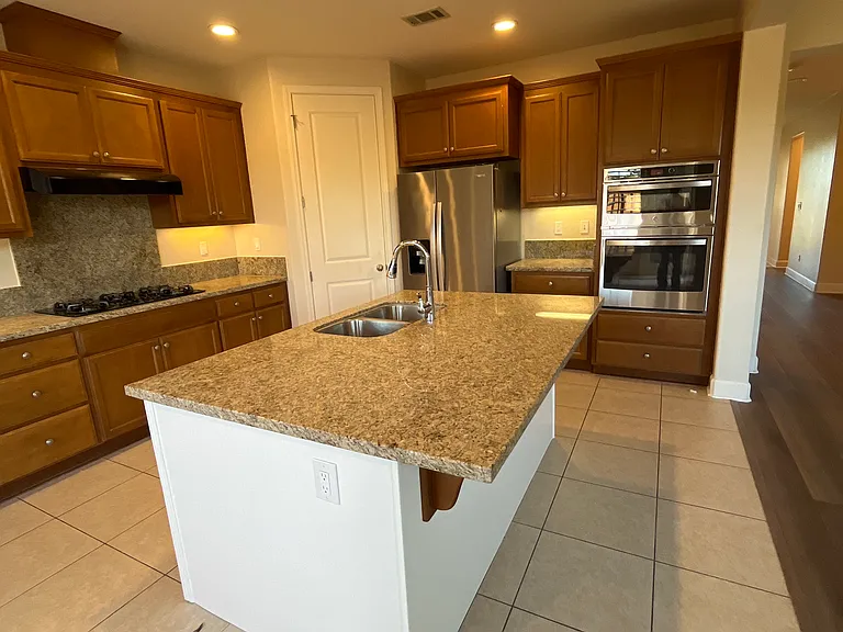 Seaglass Dr — Photo 7