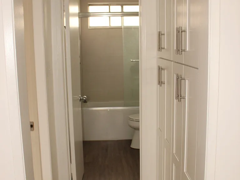 1405 Amherst Ave #208 — Photo 10