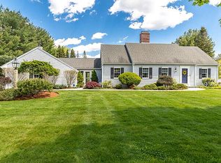 11 Harvest Ln, North Reading, MA 01864