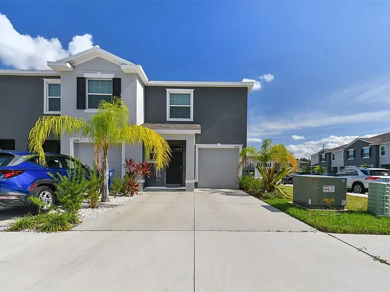 2880 Evergreen Elm Pass — Photo 2