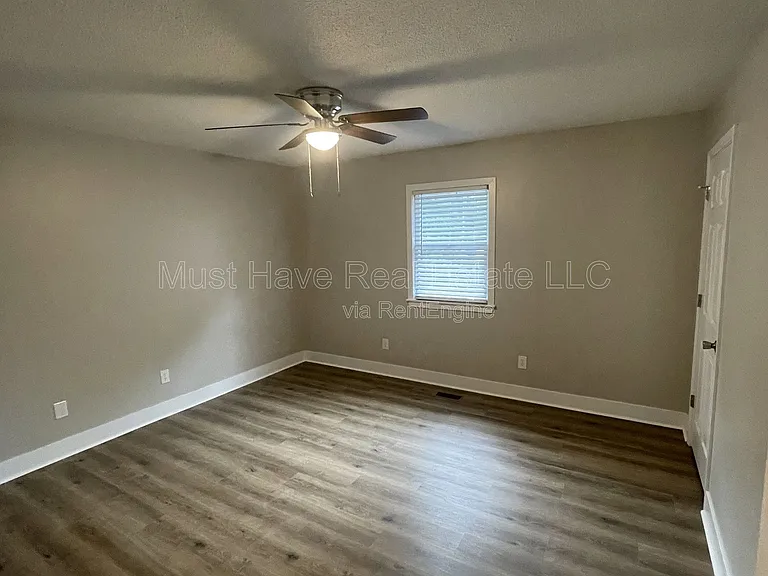1051 3rd St SE #1069 — Photo 7