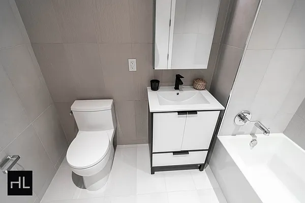 Rented by Highline Residential | media 14