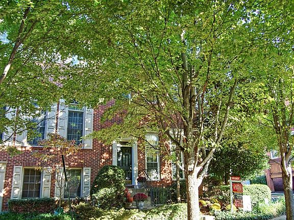 2nd image of 2416 N Hampton Dr