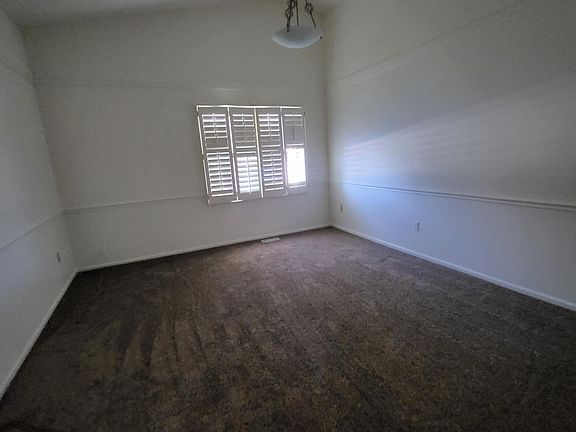 4th image of 4267 W 15th Street Ln