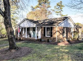 800 Northclift Dr, Raleigh, NC 27609