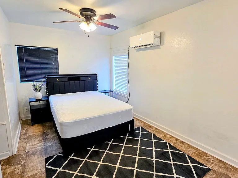 1008 Runnels St — Photo 11
