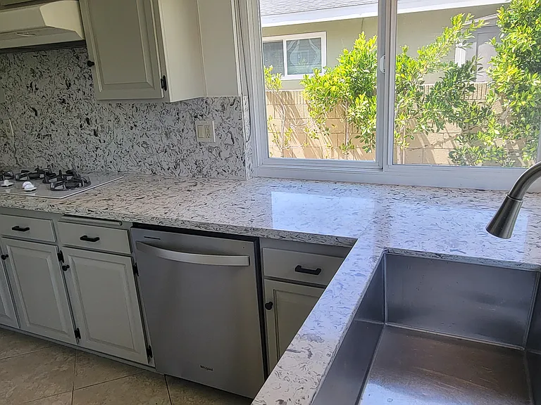 19326 Tomlee Ave — Photo 9