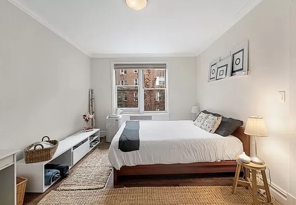 5th image of 73-12 35th Ave #33E