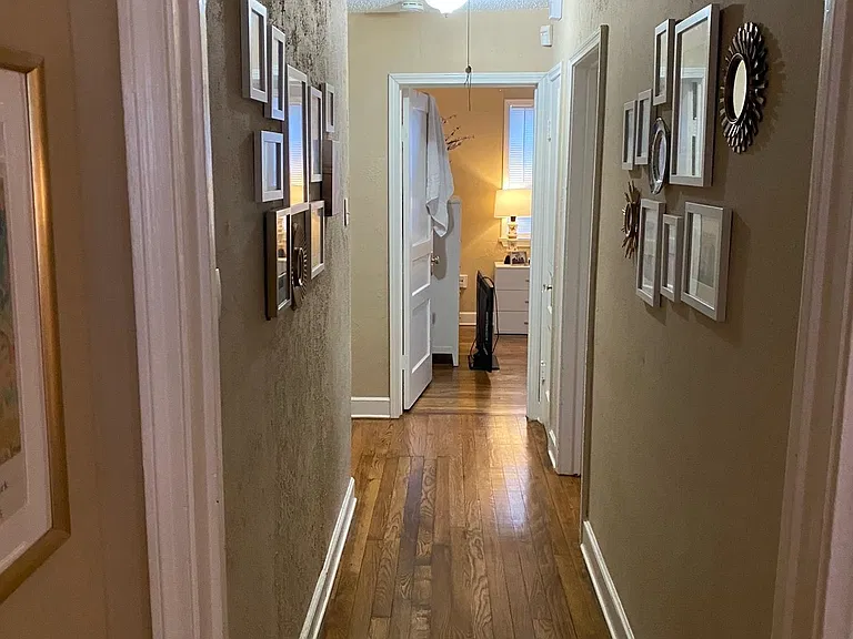 3151 N Lafayette Cir — Photo 3