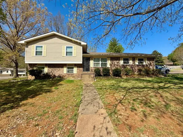 2016 Mount Vernon Dr, Jonesboro, AR 72401
