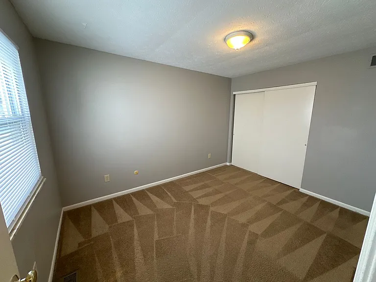 Wyandotte Ave 379 MLR — Photo 7