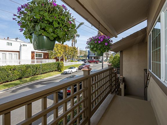 2nd image of 521 Jasmine Ave #1/2