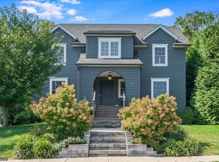 15 Myrtle Ave, Millburn, NJ 07041