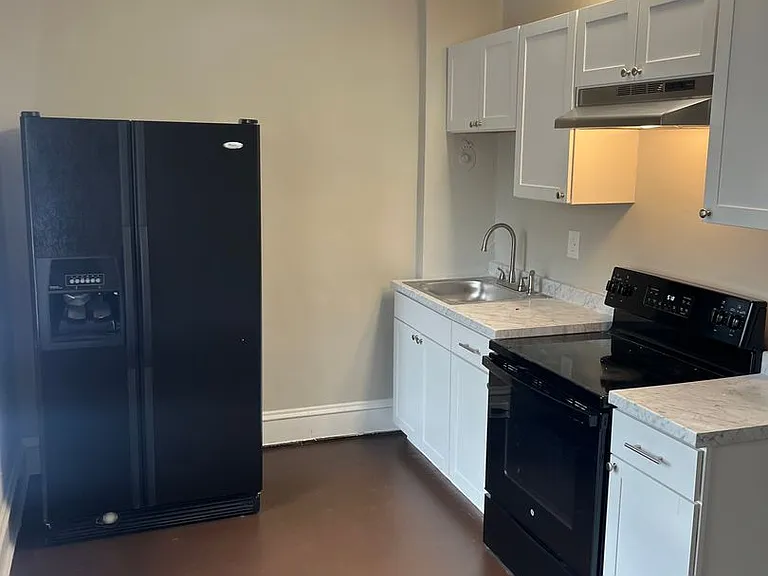 4822 Chamberlayne Ave — Photo 3