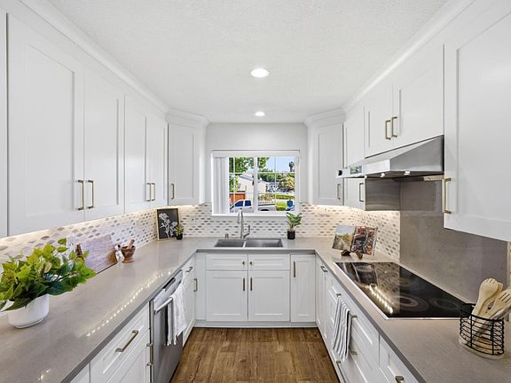 5th image of 520 Tigerwood Way