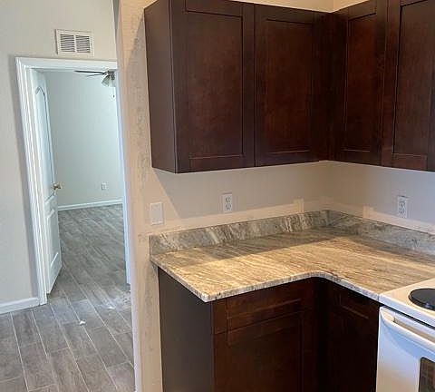 3rd image of 11650 Tropical Isle Ln