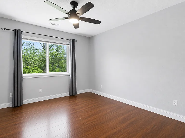 17318 SW Galewood Dr — Photo 23
