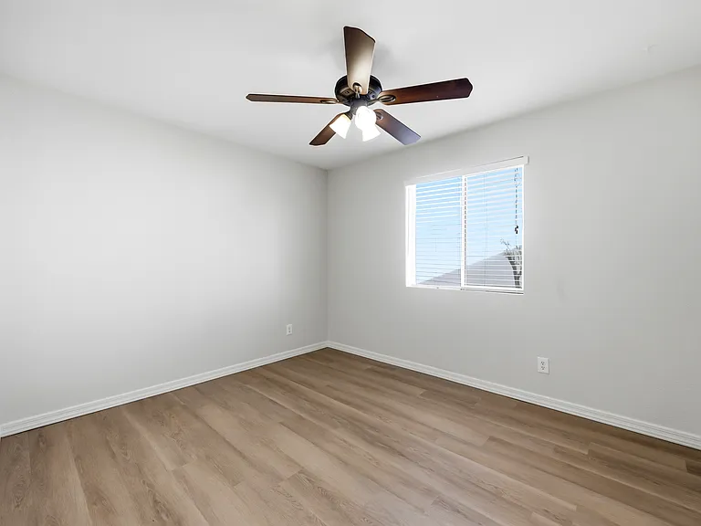 6232 W Sierra St — Photo 27