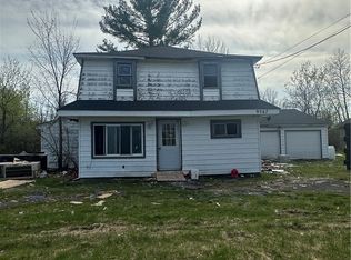 9567 Black Creek Rd, Brewerton, NY 13029
