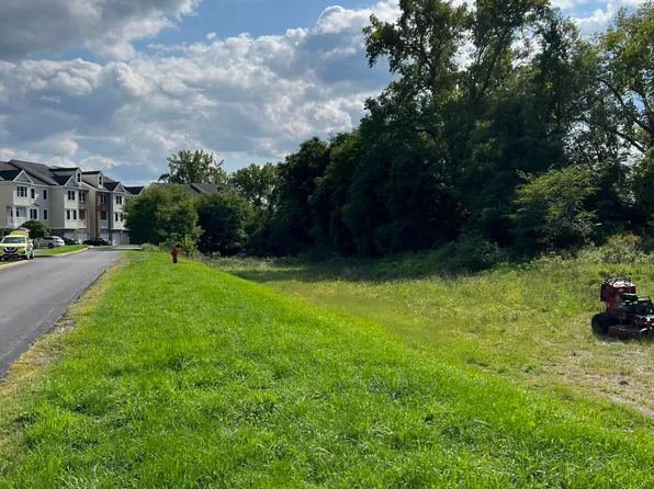 Lot 12 Admirals Walk North Drive, Cohoes, NY 12047