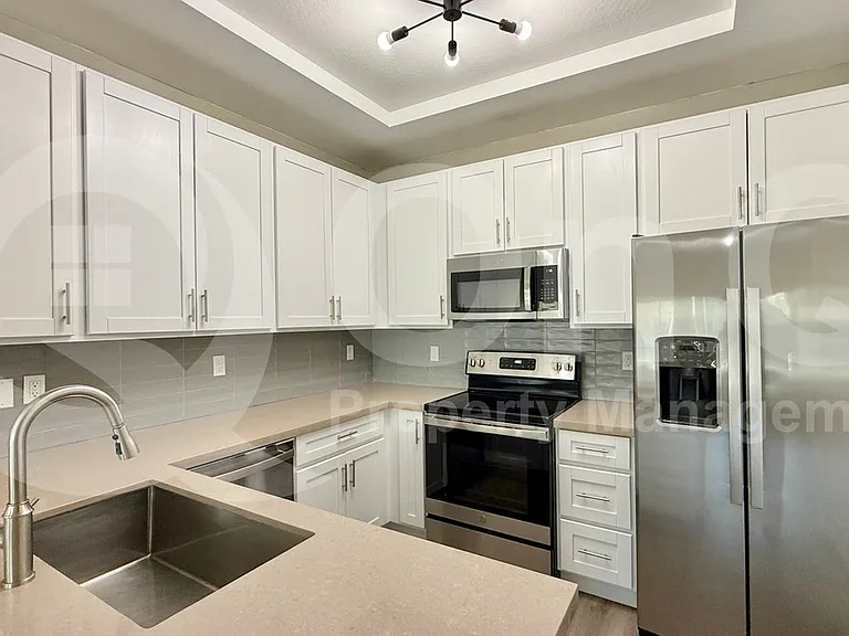 9160 N 67th Ave #224 — Photo 3