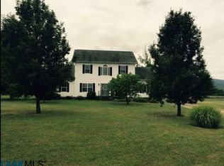 75 Meadow View Ln, Stuarts Draft, VA 24477