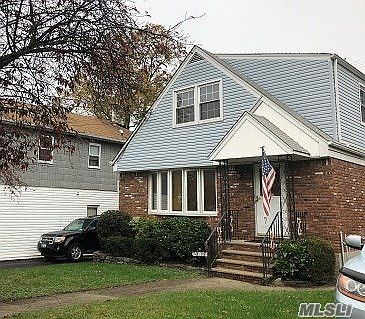 2nd image of 1305 152nd St