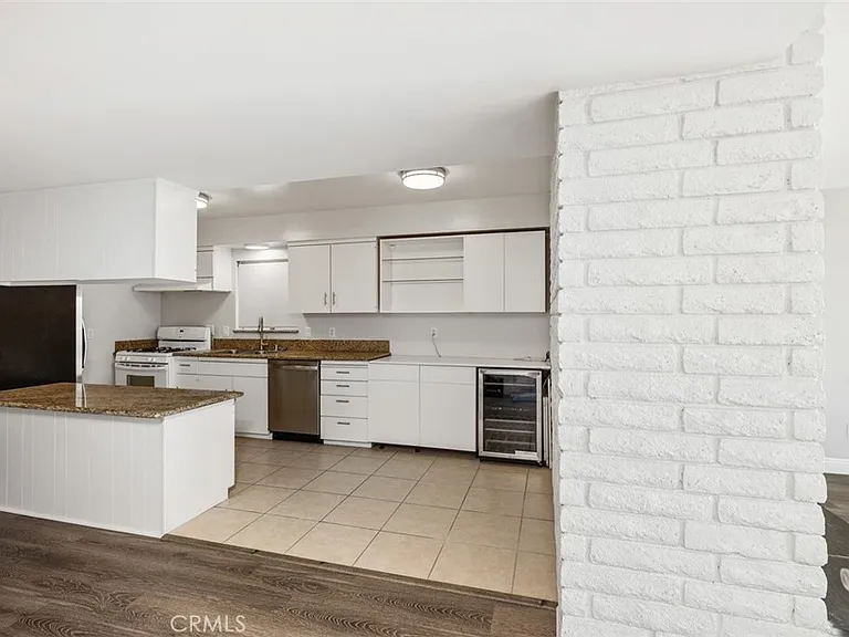 2512 Ocean Blvd #B — Photo 4
