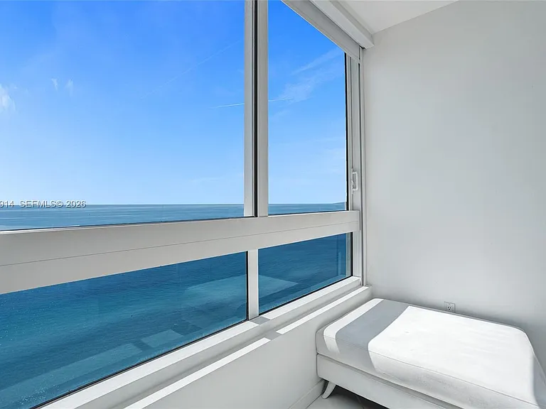 6365 Collins Ave #2403 — Photo 13