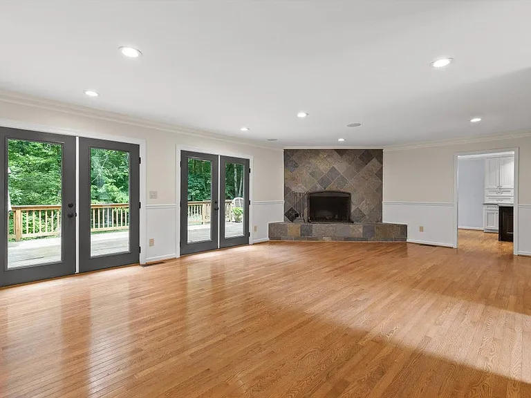 3019 Wingfield Ct — Photo 8