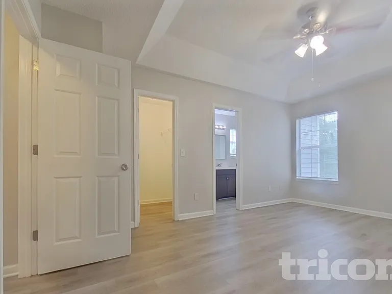 3 Long Glen Ct — Photo 7