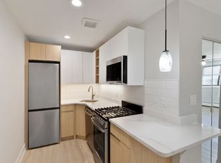 The Sheridan Pratt, Chicago, IL 60626