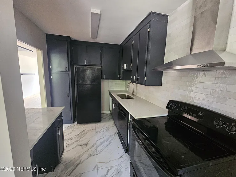 3005 Walton St #2 — Photo 8