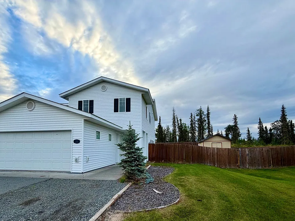 148 Sierra Heights St