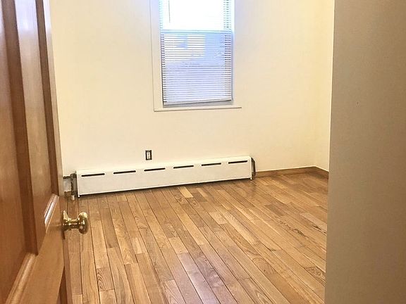 5th image of 2837 36th St #1