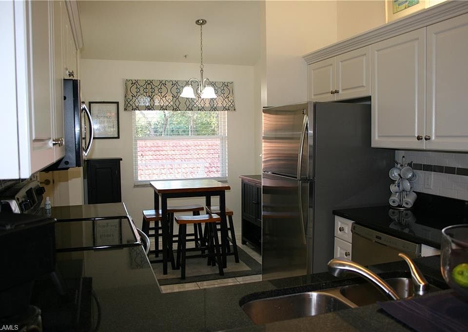 1st image of 273 Robin Hood Cir #9-202