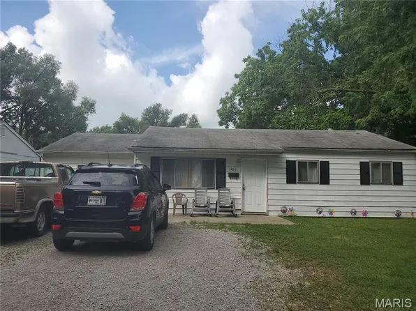 1406 Williams St, Cahokia, IL 62206