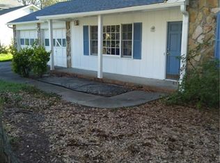 649 Oakland Way, Lawrenceville, GA 30044