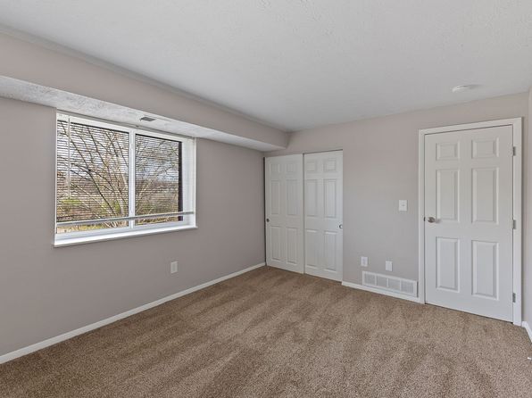 The Wimbledons | 12000-12160 Lawnview Ave, Cincinnati, OH